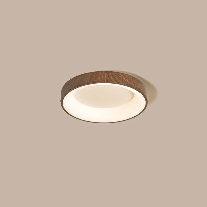 Lampa sufitowa z naturalnego drewna