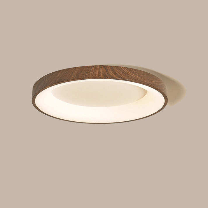 Lampa sufitowa z naturalnego drewna