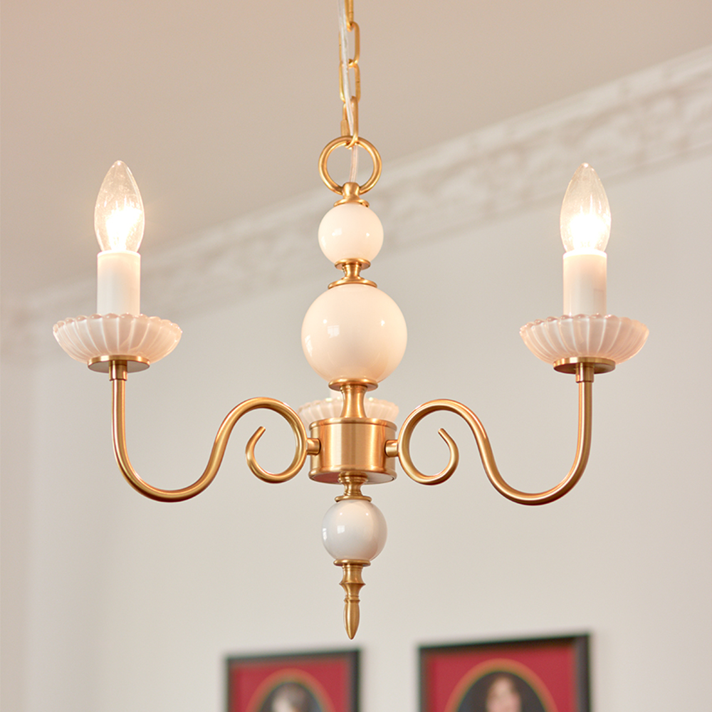 Kremowy szklany żyrandol amerykański retro metalowy żyrandol lampa sypialniana
