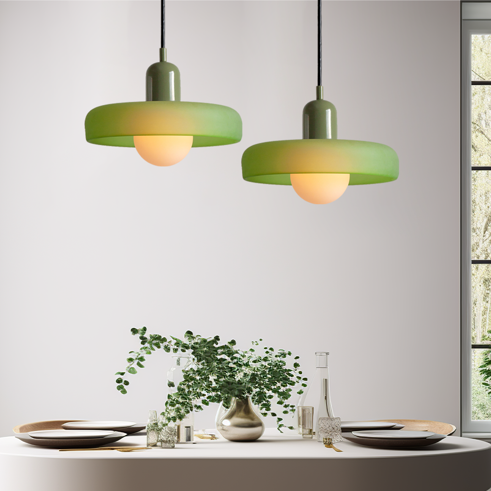 Lampa wisząca Bauhaus wykonana z kolorowego szkła